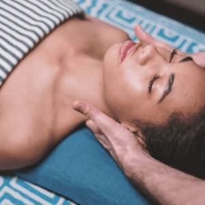 Masaje Cráneo Podal