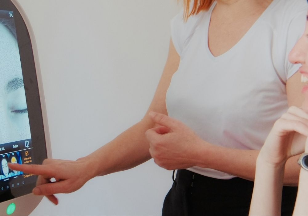 Diagnóstico de la piel con tecnología Mirror Pro en Shibumi Valladolid